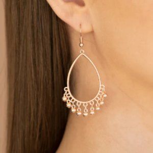 Country Charm Rose Gold Earrings